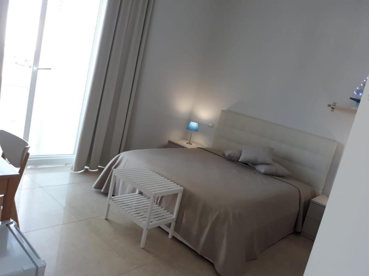 B&B Lady Lucia Porto Cesareo Buitenkant foto